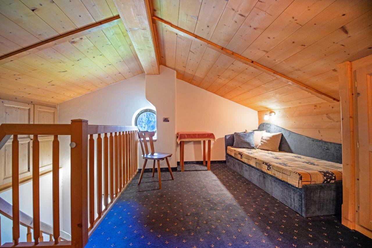 Agriturismo Apartments Tuene 오르띠세이 외부 사진