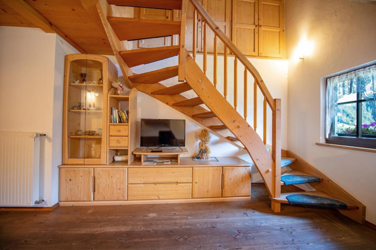 Agriturismo Apartments Tuene 오르띠세이 외부 사진