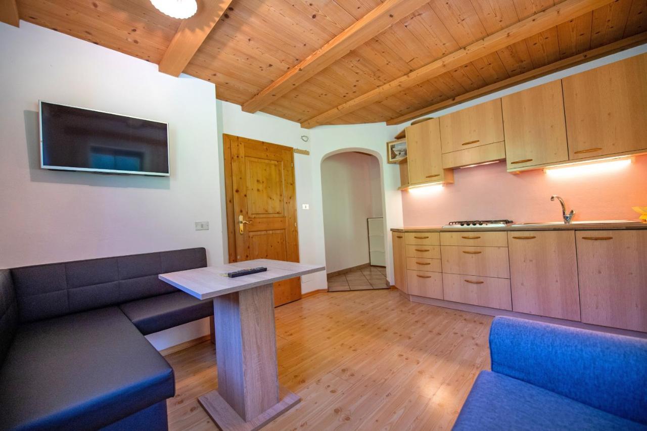 Agriturismo Apartments Tuene 오르띠세이 외부 사진