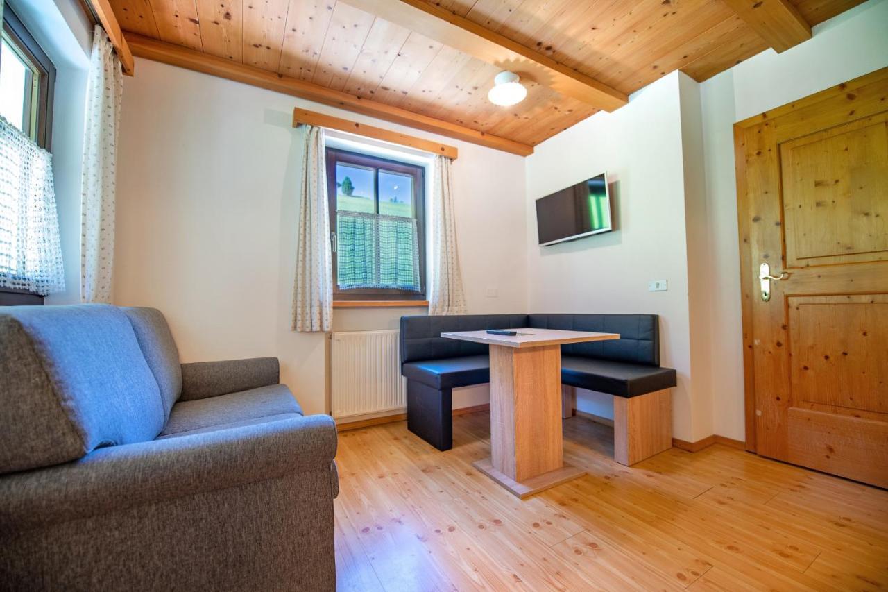 Agriturismo Apartments Tuene 오르띠세이 외부 사진