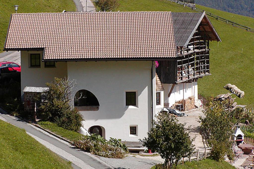Agriturismo Apartments Tuene 오르띠세이 외부 사진